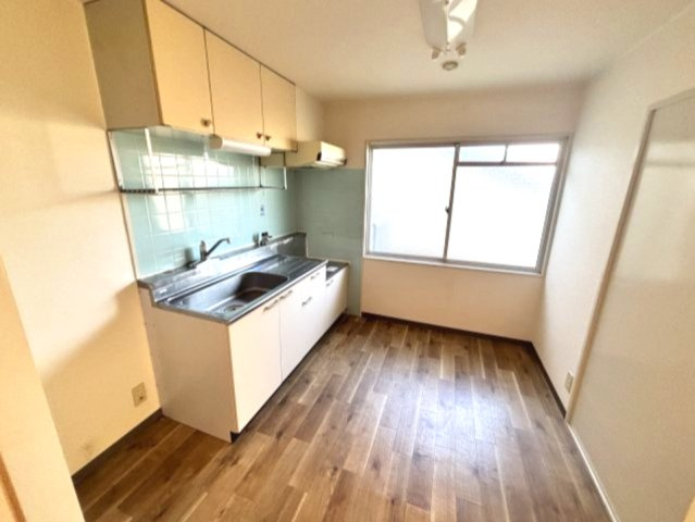 第２坂田ビルの居間・リビング