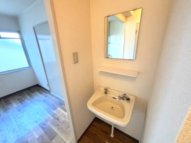 第２坂田ビルの独立洗面台