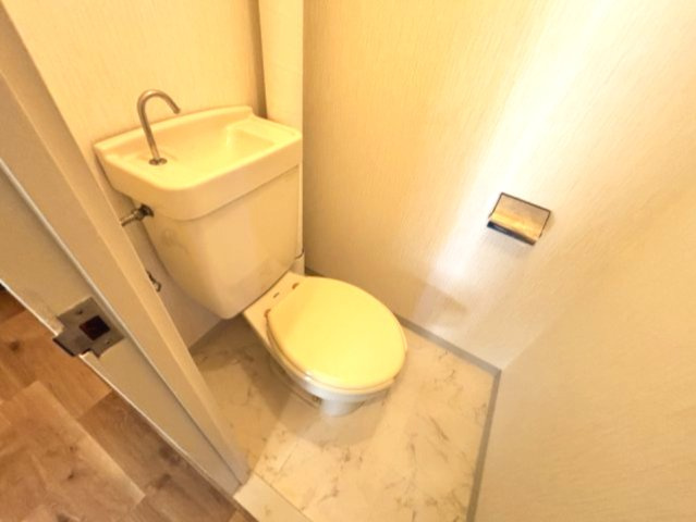 第２坂田ビルのトイレ