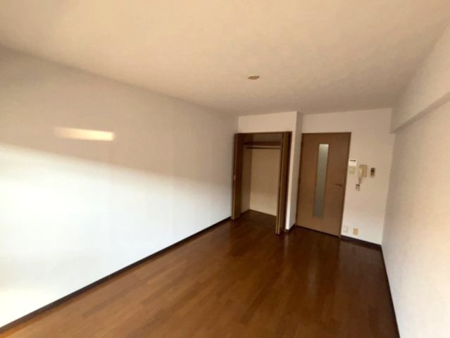 エクセレント坂田の寝室