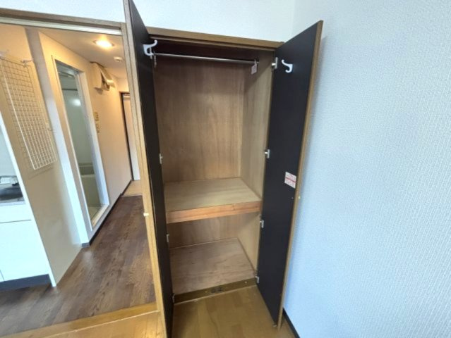 西灘駅前ハイツの収納