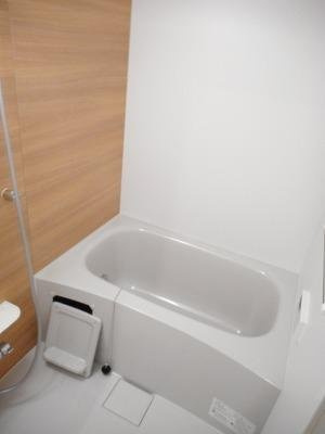 アイズ　ガーデンＡの浴室