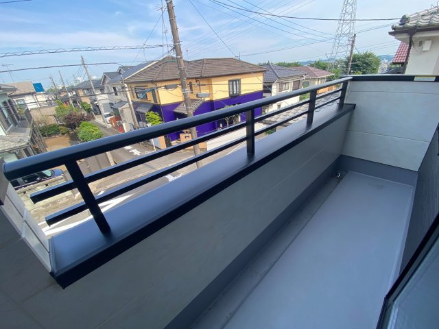 『八王子市新築戸建て』八王子市富士見町41-4【仲介手数料無料】　４期のバルコニー|～仲介手数料無料☆八王子ひなた不動産～八王子市富士見町　新築戸建て