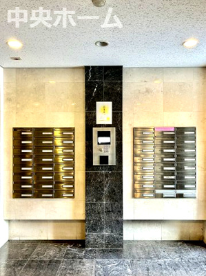 【防犯設備】 | レジデンシャルステートタワー南千住 | 【オートロック】オートロックシステムでセキュリティ充実。当たり前ですが、安全で安心して暮らすのって大事ですよね。お探しのご条件でオートロック付きの物件を探す方も多いですがやはりセキュリティは大事です。