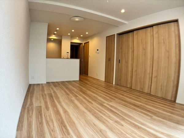 【居間・リビング】 | メイプルパーク・スクエア西2番街