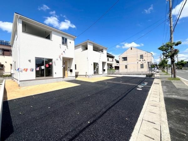 【前面道路含む現地写真】