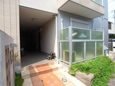 リリックコート笹六長島のロビー