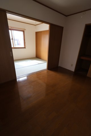 シェ・モアの居間・リビング