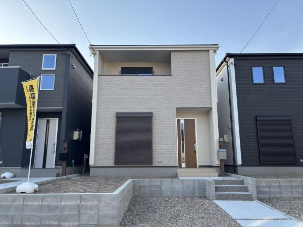 碧南市沢渡町全5棟・2号棟の外観|外観写真です。