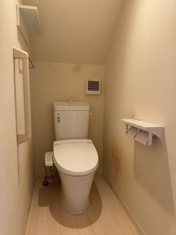 和歌山市磯の浦・中古戸建・114805のトイレ