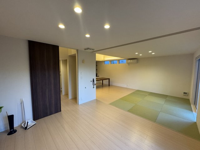 和歌山市磯の浦・中古戸建・114805の居間・リビング