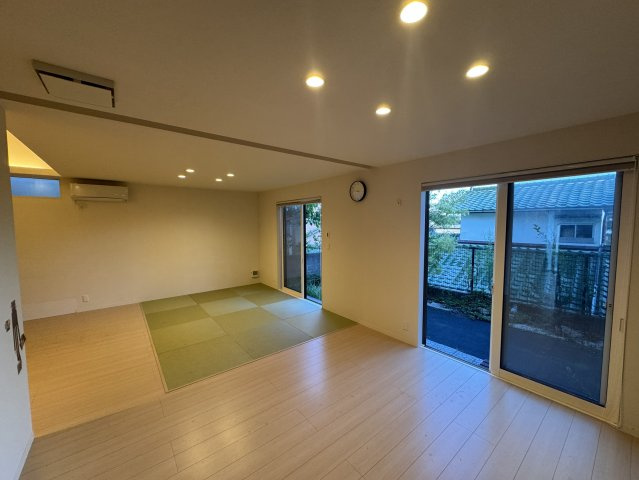和歌山市磯の浦・中古戸建・114805の居間・リビング