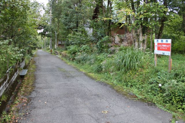 高島市マキノ町大沼516-7 売土地の前面道路含む現地写真|敷地から前面道路