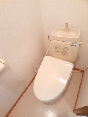 【トイレ】 | 国城ハイツ | シンプルで使いやすいトイレです