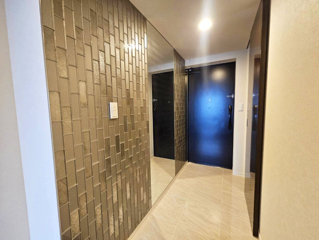 ベイシティタワーズ神戸WESTの玄関|明るい玄関です