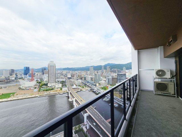 ベイシティタワーズ神戸WESTのバルコニー|バルコニー付きです