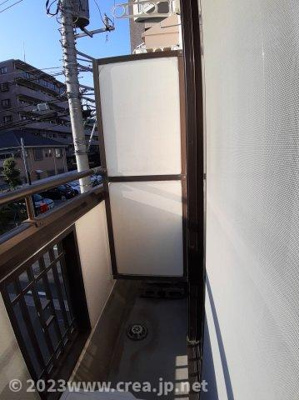 【バルコニー】 | ピリカチャーシー | 外からの目が気にならないバルコニーで洗濯物が干せます