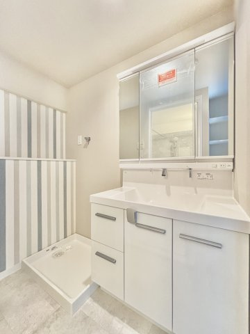 千里山田グリーンハイツ弐号棟の洗面所