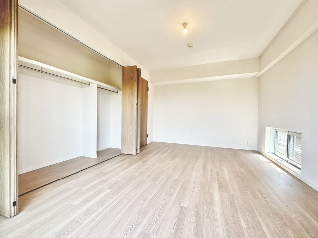 千里山田グリーンハイツ弐号棟の洋室