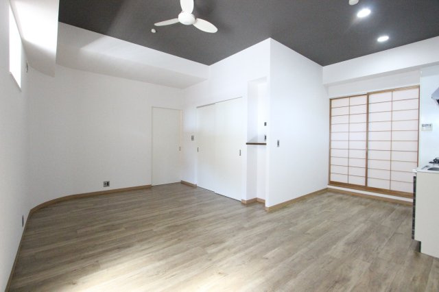 ラキャッスル小田井