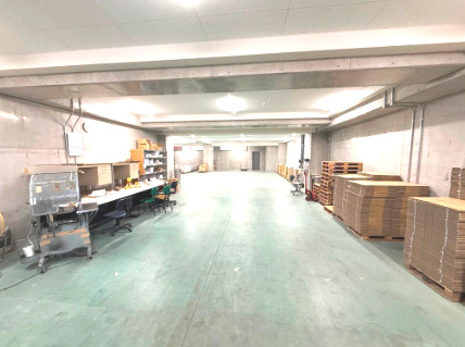 鶴見区横堤4丁目　貸倉庫