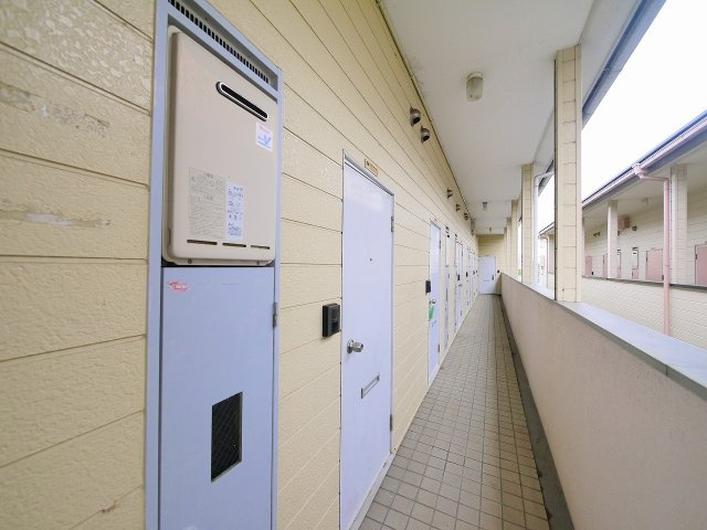 FLATSミナミキデラのその他共用部分|きれいな共用廊下になります