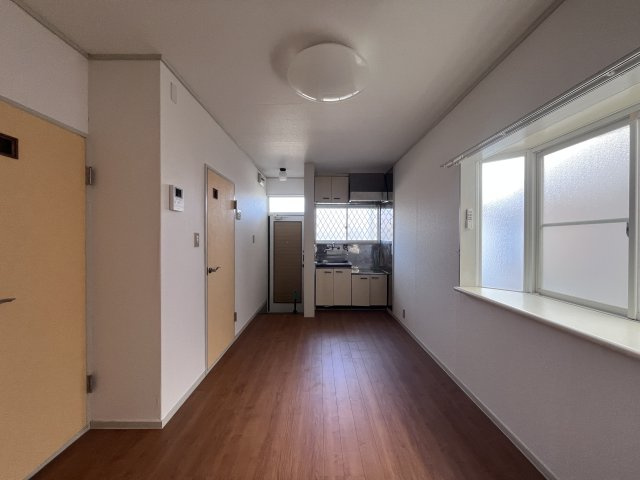 イーストヒルⅡの居間・リビング