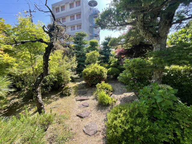 【庭】の画像