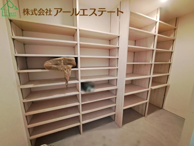 姫路市夢前町菅生澗　　　中古戸建の収納