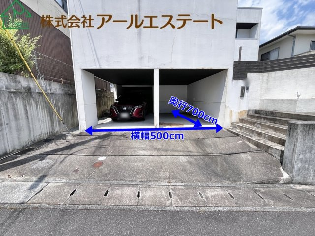 姫路市夢前町菅生澗　　　中古戸建の駐車場