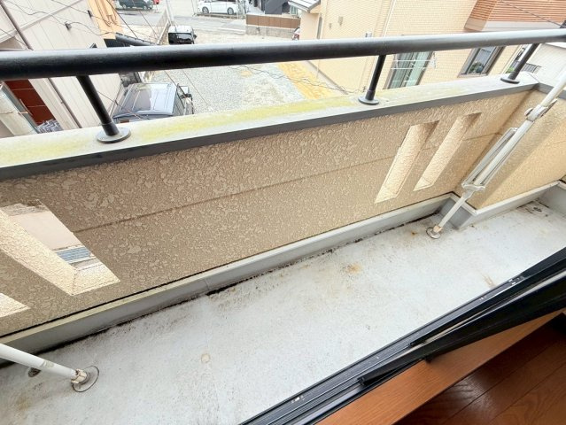 霞ヶ丘7丁目貸家のバルコニー