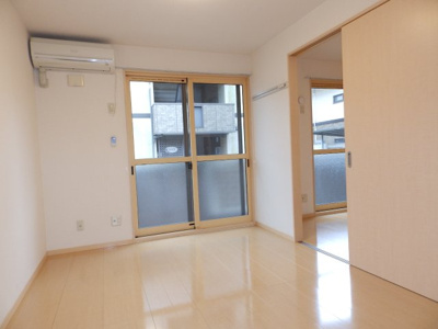 【居間・リビング】 | アルストロメリア