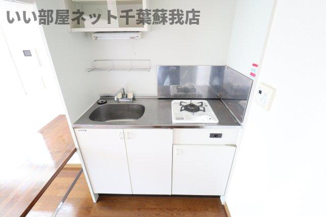 ハイムカメリアのキッチン|コンパクトなキッチンで掃除もラクラク
