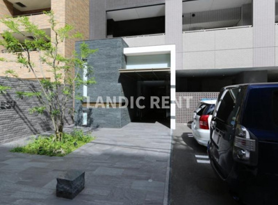 【エントランス】 | エンクレスト薬院NOBLE