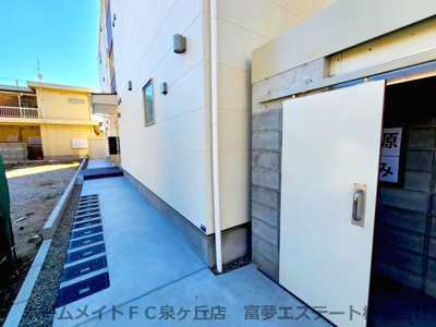 【エントランス】 | ジーメゾン高石羽衣