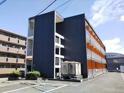 【外観】 | レオパレスオアシス | 写真と現状が異なる場合は現状を優先します。