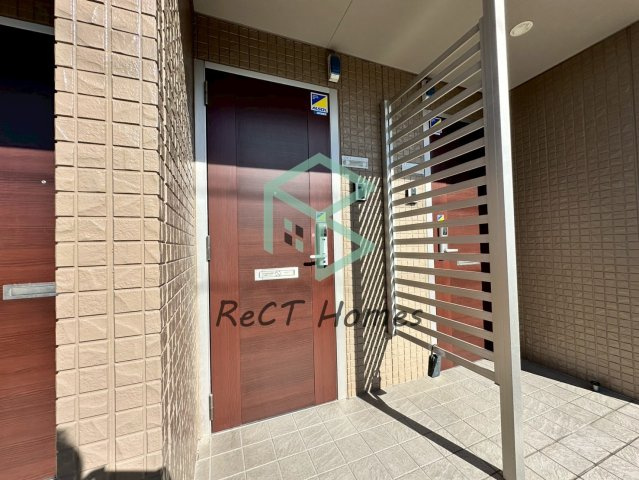 アンベリール・阿保の玄関