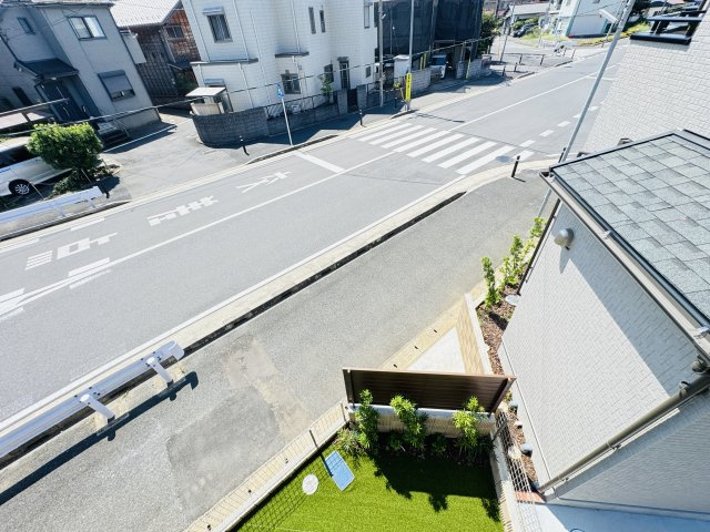 松戸市幸田４丁目新築戸建【小金北小学校：8分】の展望|バルコニーより南側眺望・南側道路につき日当たり良好♪