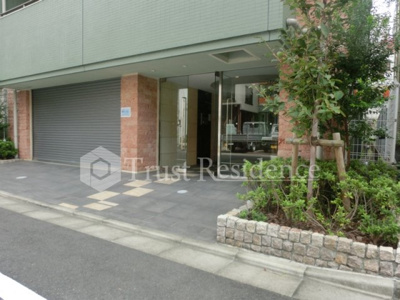 【エントランス】 | コレット春日