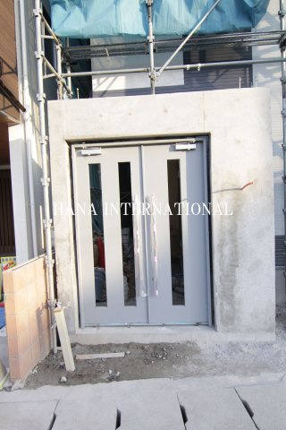 ウィステリアRのエントランス