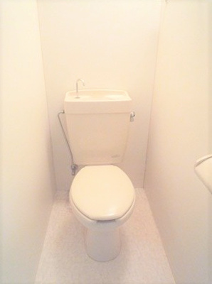 【トイレ】 | フォーブルハウス中園A棟 | シンプルで使いやすいトイレです