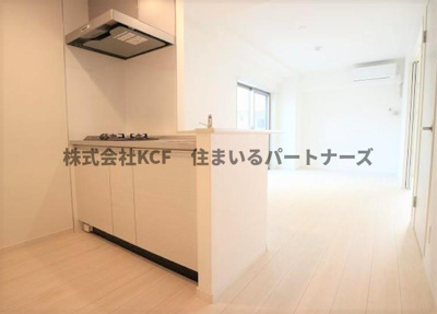 【居間・リビング】 | ロジュマンエスト | ゆったり過ごせるリビングです