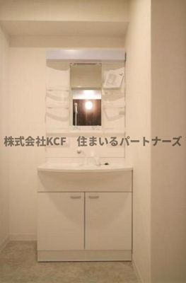 【独立洗面台】 | ロジュマンエスト | 独立洗面化粧台が付いています