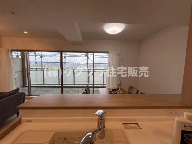 リバティパーク枚方B棟のキッチン|LDK16.4帖
■物件内覧・資金計画相談・住宅ローン相談、リフォーム相談、お問合せ受付中■
※当日・翌日のご内覧、ご相談はお電話でのお問合せがスムーズです！