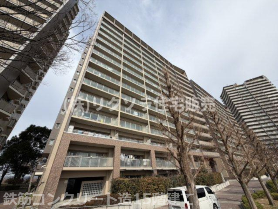 リバティパーク枚方B棟の構造・工法・仕様|鉄筋コンクリート造15階建て
■物件内覧・資金計画相談・住宅ローン相談、リフォーム相談、お問合せ受付中■
※当日・翌日のご内覧、ご相談はお電話でのお問合せがスムーズです！
