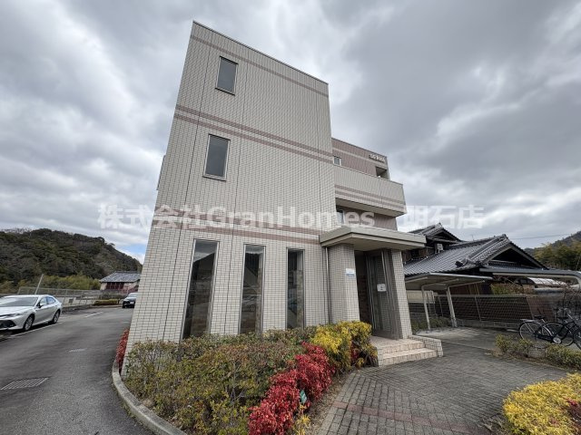 サンシャイン北神戸の外観