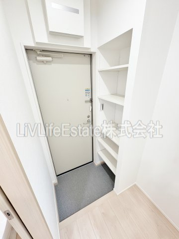 MELDIA小川の玄関