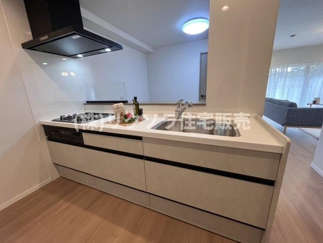 オークヒルズ香里四番館のキッチン|■物件内覧・資金計画相談・住宅ローン相談、リフォーム相談、お問合せ受付中■
※当日・翌日のご内覧、ご相談はお電話でのお問合せがスムーズです！