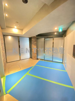 【エントランス】 | 建物の内部です