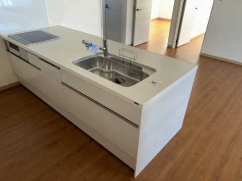 北見市小泉６７５番３５　新築平屋建てのキッチン